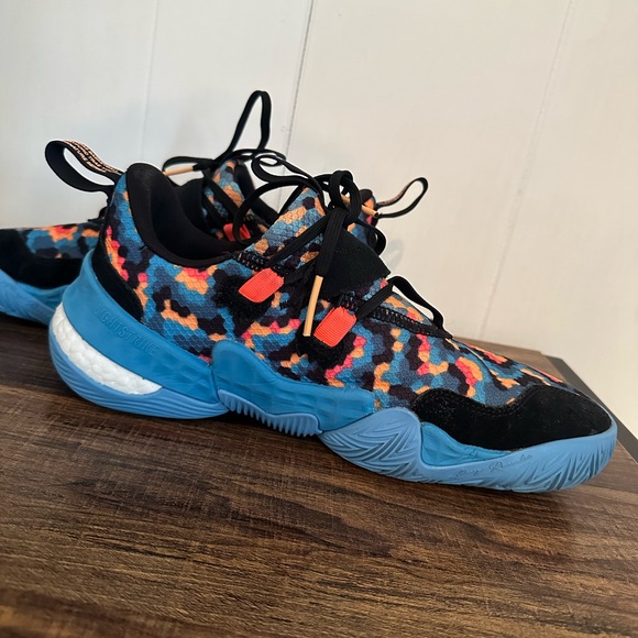 Adidas Trae Young 1 Blue Pixel Basketball Sneakers